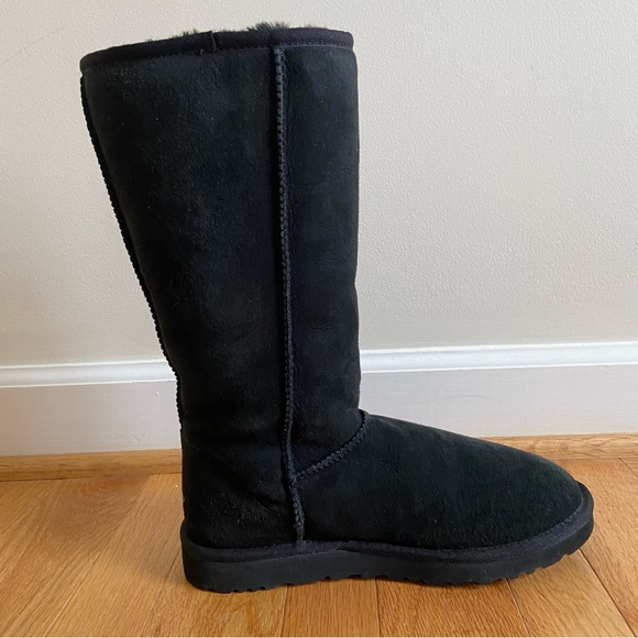 UGG Classic Tall II Boots Women's 8 Black Suede Leather Shearling Fur Lined Soft - Picture 5 of 12